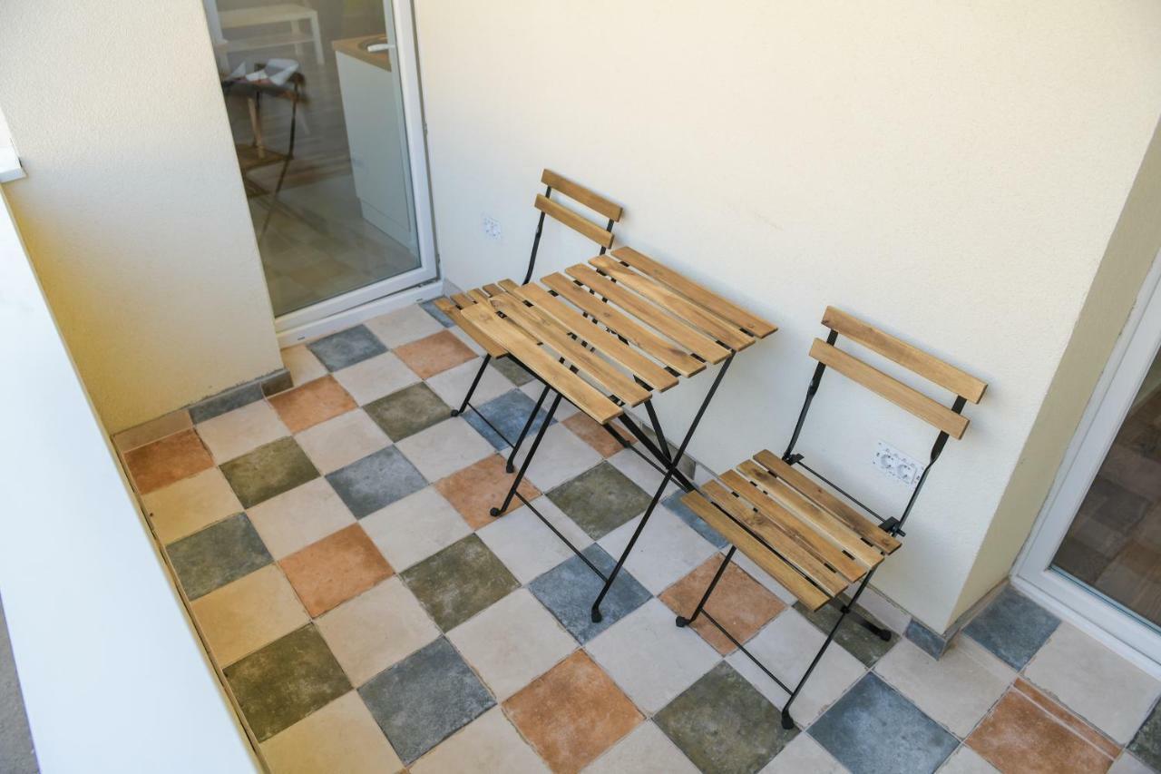 Puzzle Apartment Dedinje Luaran gambar